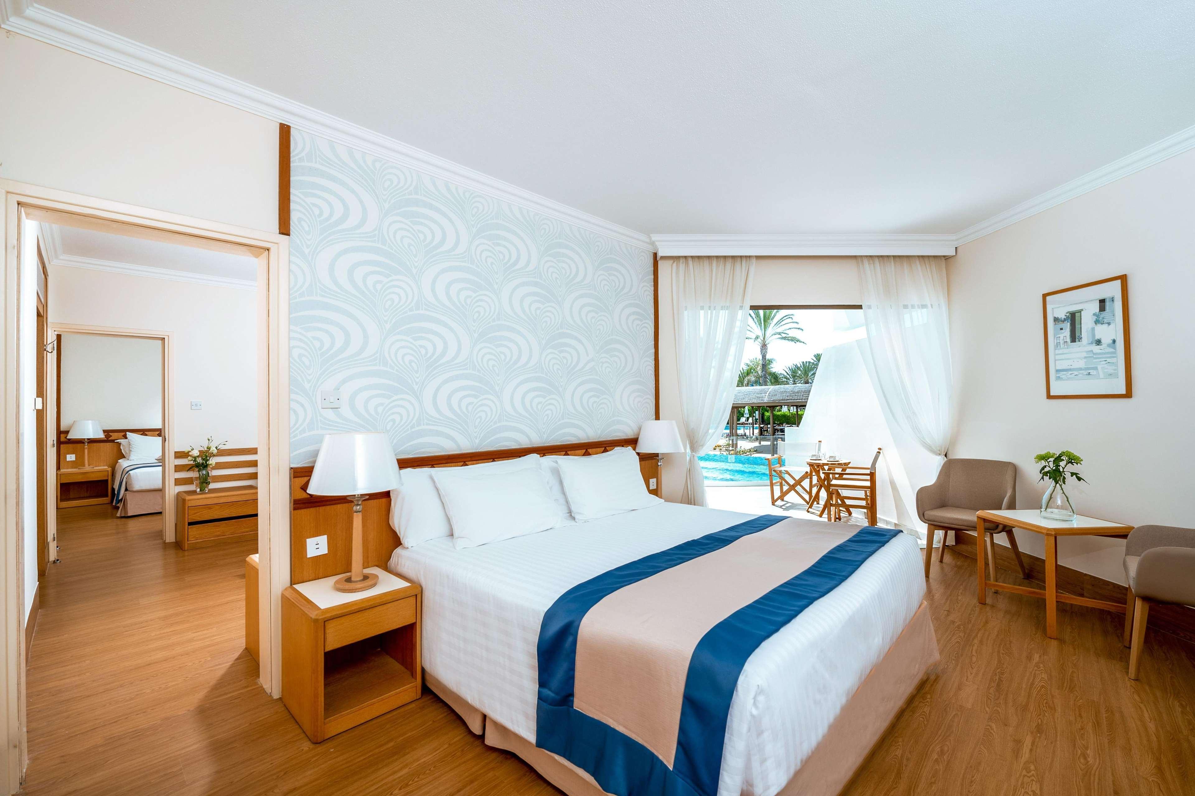 Constantinou Bros Athena Beach Hotel Πάφος Εξωτερικό φωτογραφία